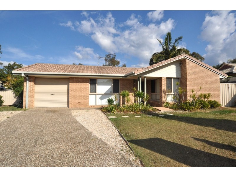2 Gosford Court, Helensvale QLD 4212
