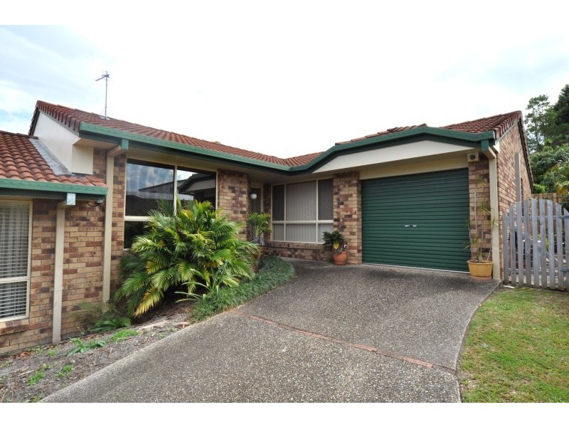 2/9 Chirn Crescent, Labrador QLD 4215