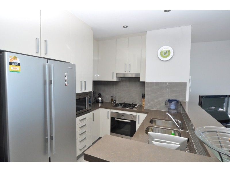 1103/4 Como Crescent, Southport QLD 4215