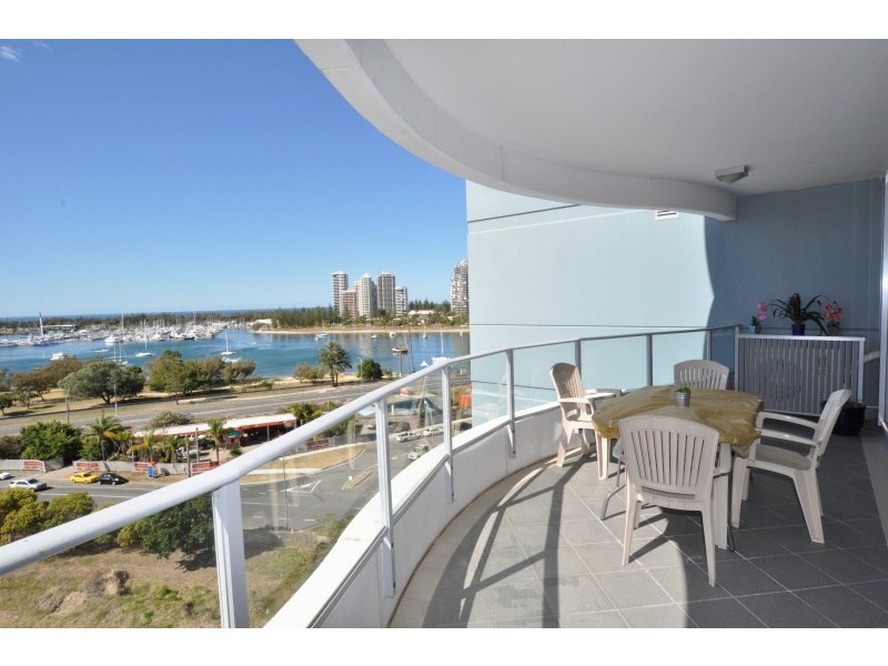 1103/4 Como Crescent, Southport QLD 4215
