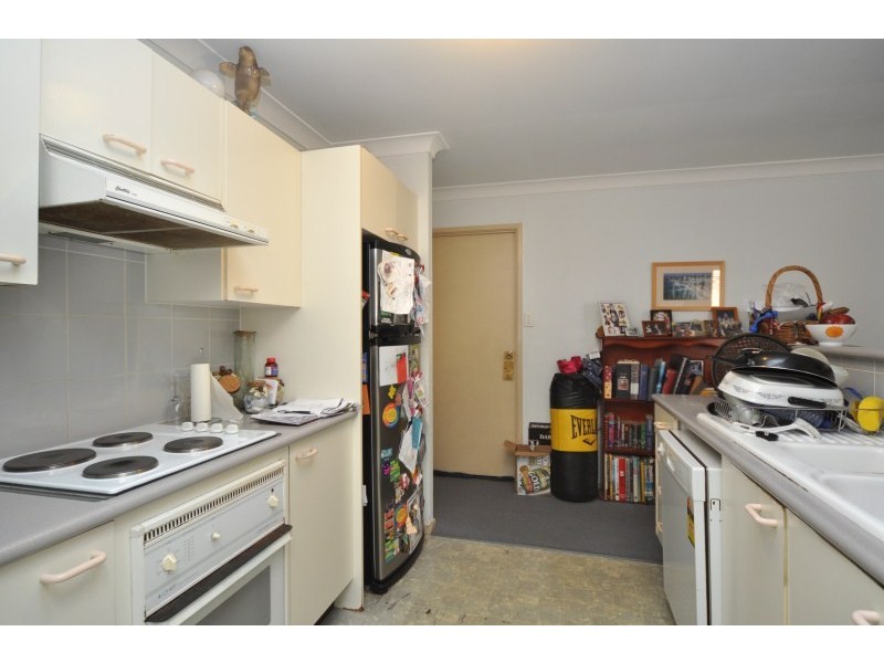 165/31 Usher Avenue, Labrador QLD 4215