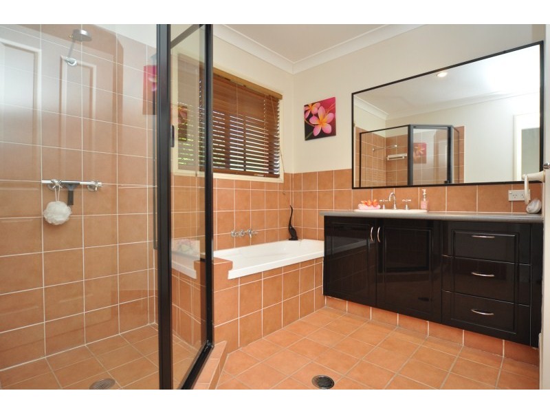 21 O’Brien Court, Arundel QLD 4214