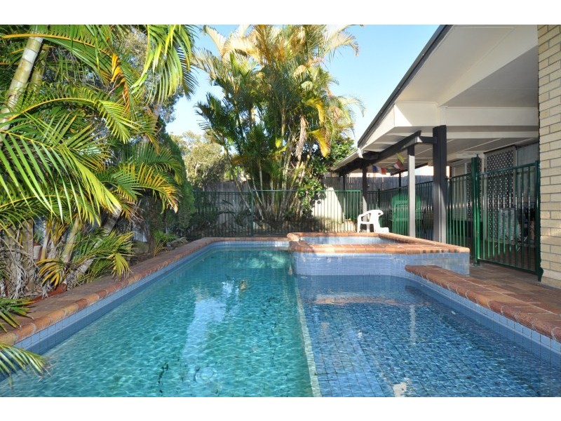 161 Musgrave Avenue, Labrador QLD 4215