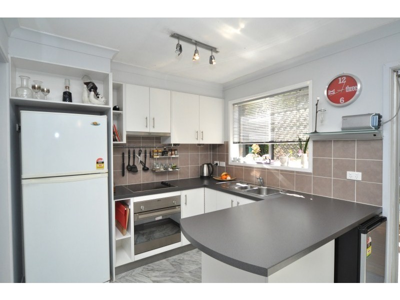 2/25 Corunna Crescent, Ashmore QLD 4214