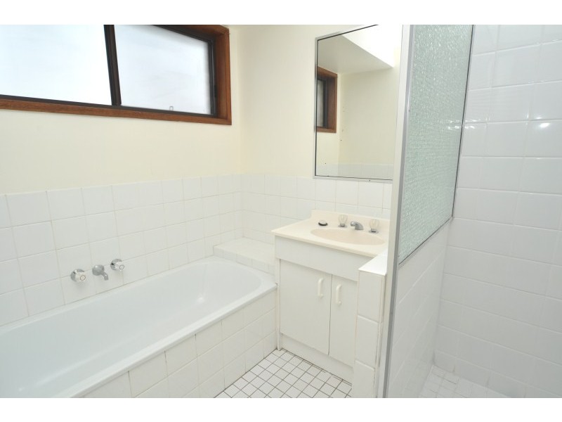 2/36 Kangaroo Avenue, Coombabah QLD 4216