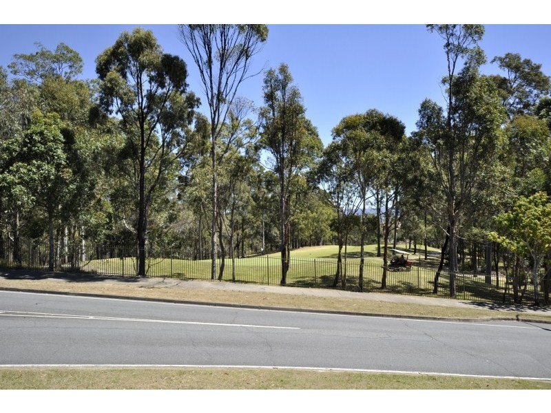 13 Neri Crescent, Arundel QLD 4214