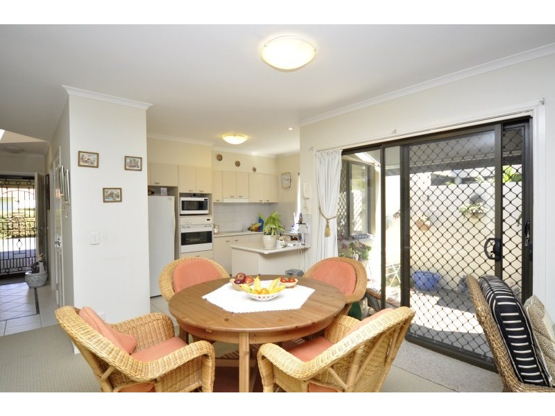 64/76 Bayview Street, Runaway Bay QLD 4216