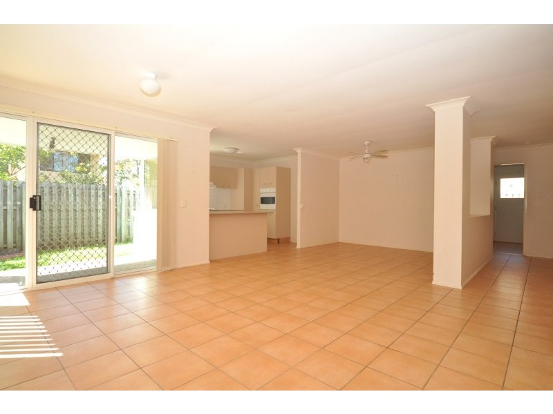 12 Oxbridge Chase, Arundel QLD 4214