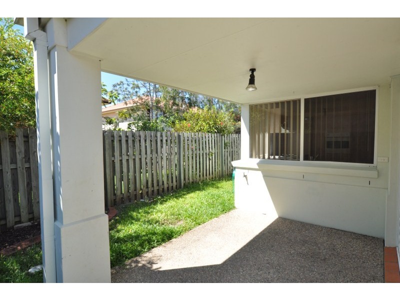 12 Oxbridge Chase, Arundel QLD 4214