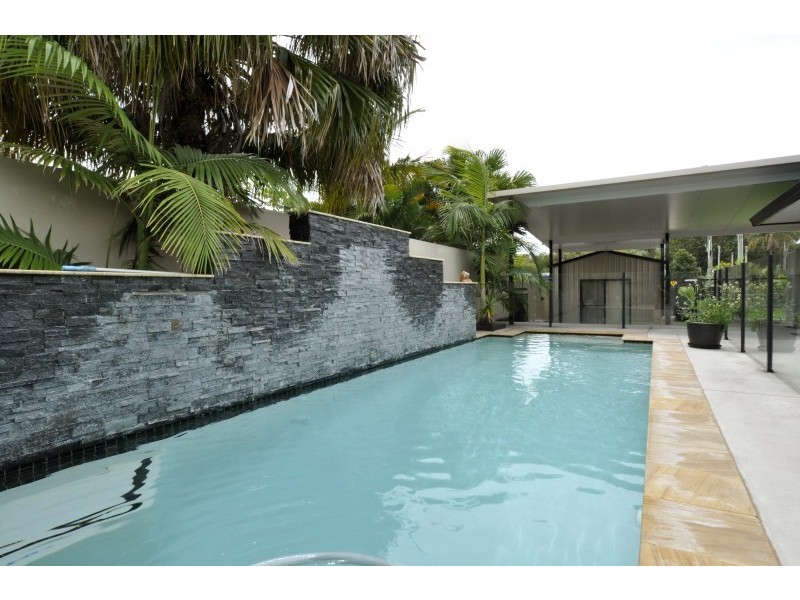 23 Schneider Avenue, Labrador QLD 4215