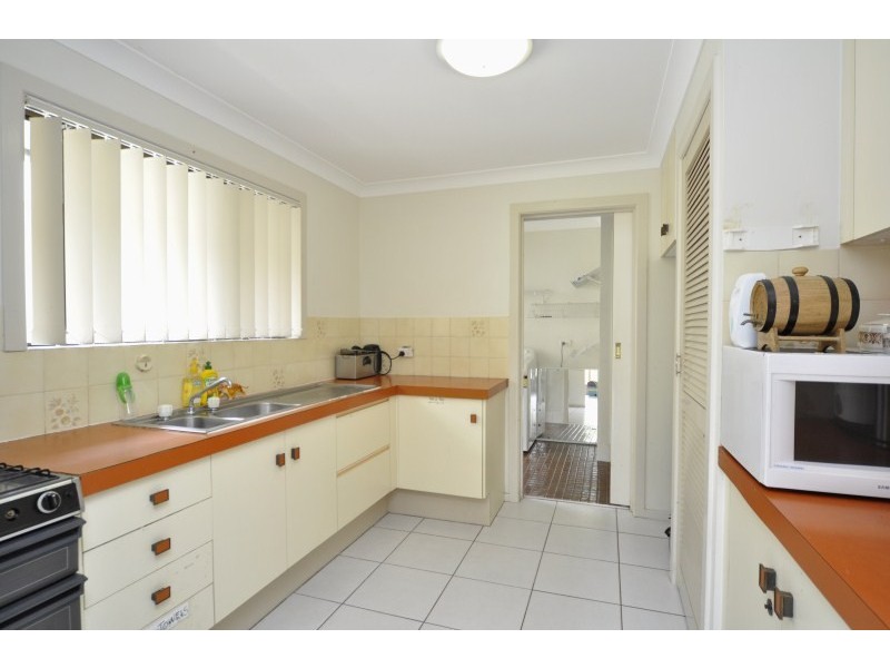 23 Schneider Avenue, Labrador QLD 4215