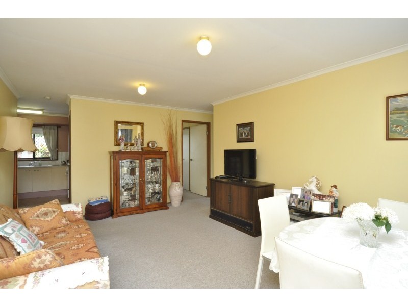 1/17 Hentdale Court, Labrador QLD 4215