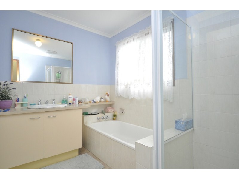 1/17 Hentdale Court, Labrador QLD 4215