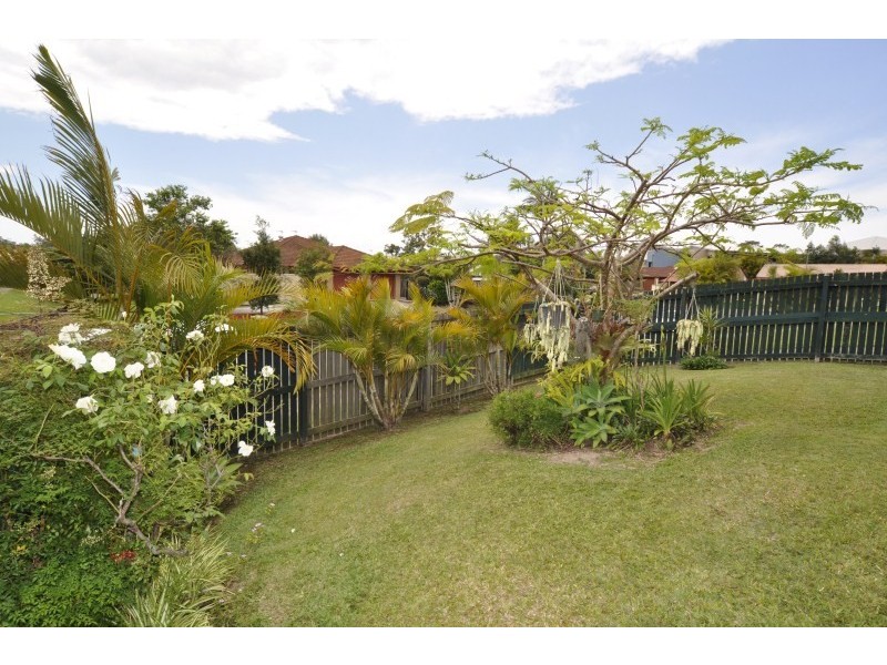 1/17 Hentdale Court, Labrador QLD 4215