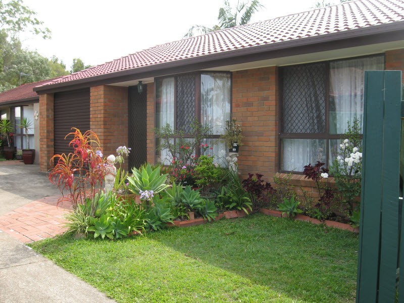 1/17 Hentdale Court, Labrador QLD 4215