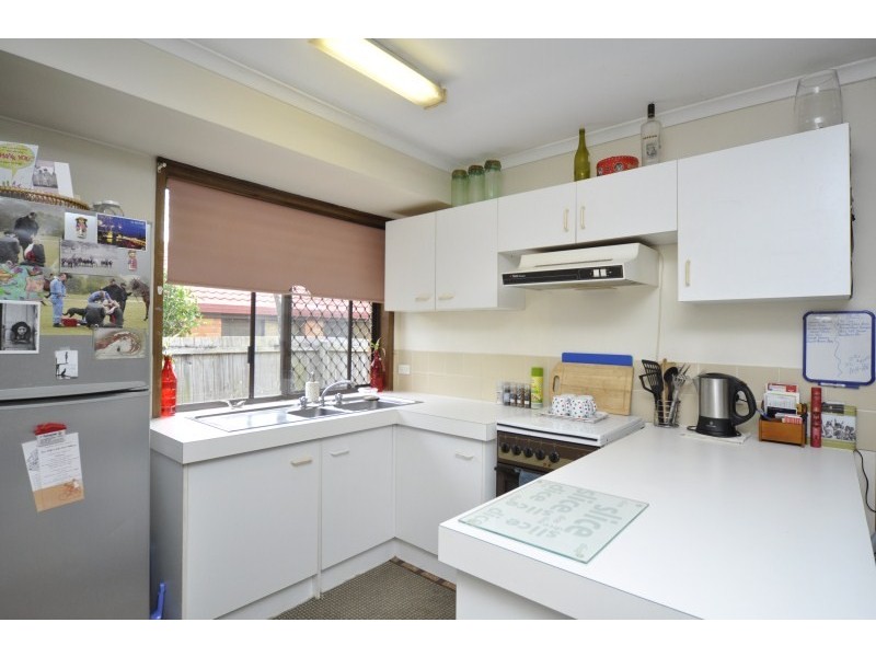 2/9 Botanical Drive, Labrador QLD 4215