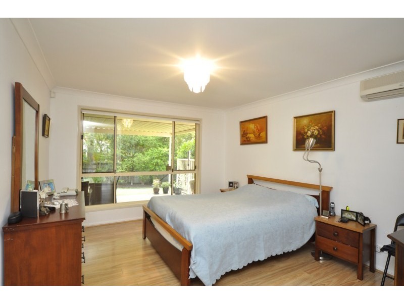 5 Aoki Court, Parkwood QLD 4214