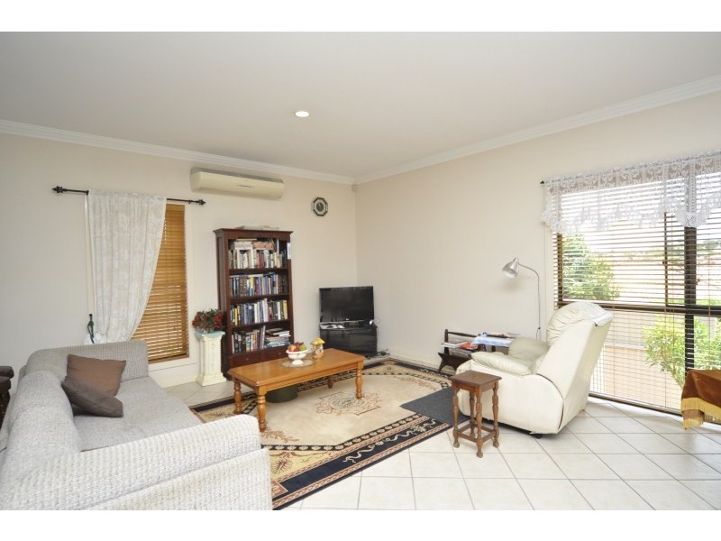 277 Napper Road, Arundel QLD 4214