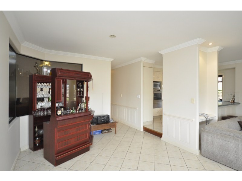 277 Napper Road, Arundel QLD 4214