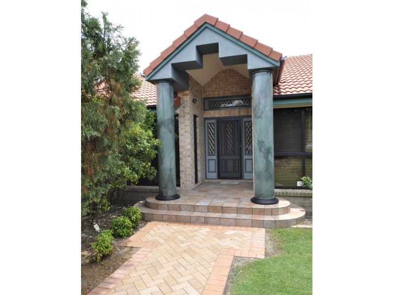 277 Napper Road, Arundel QLD 4214