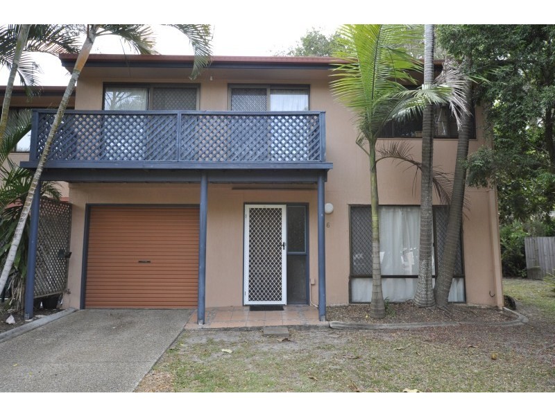 6/202 Central Street, Labrador QLD 4215