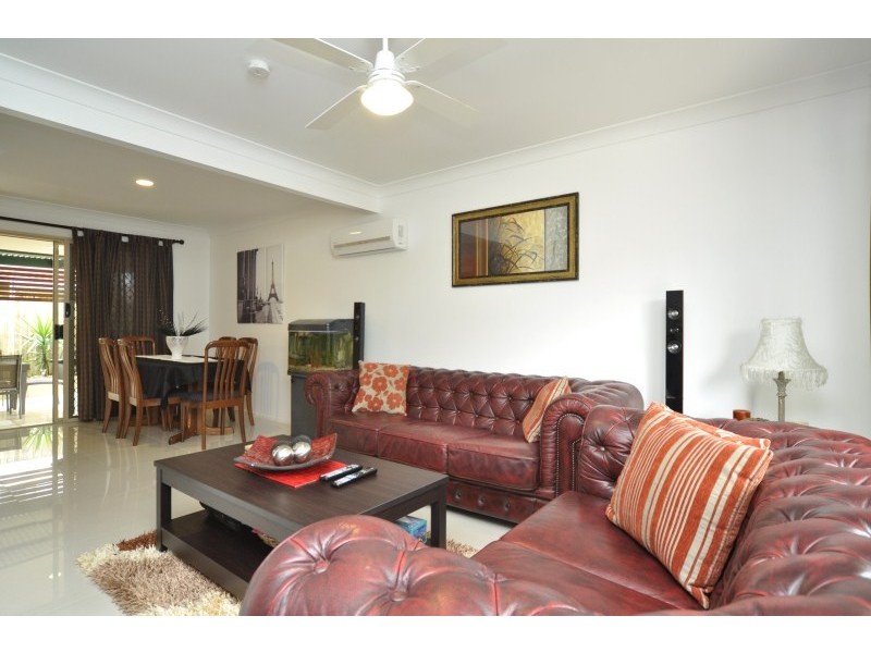 76/75 Brown Street, Labrador QLD 4215