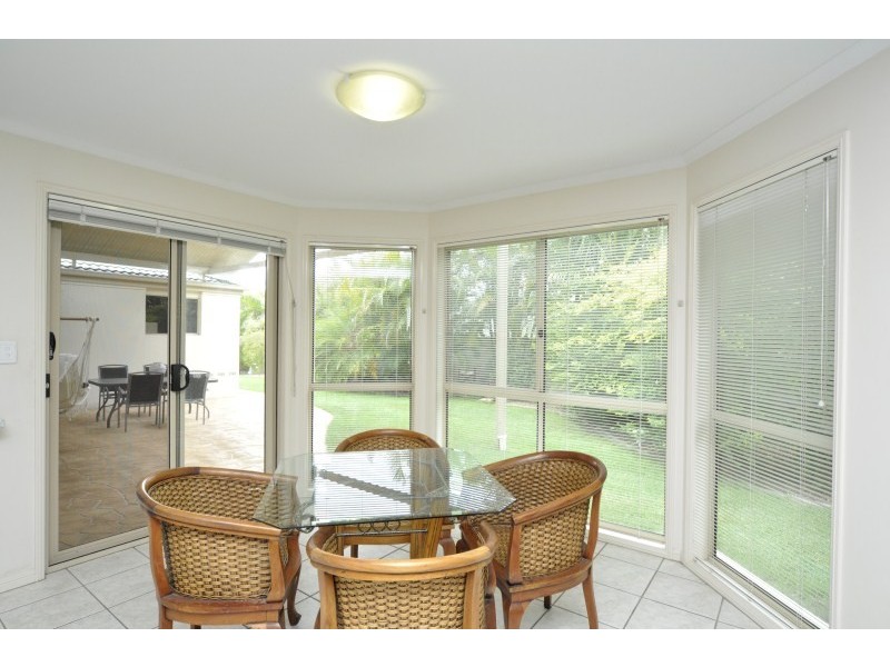 26 Maltravers Drive, Arundel QLD 4214