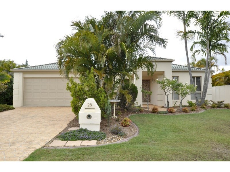 26 Maltravers Drive, Arundel QLD 4214