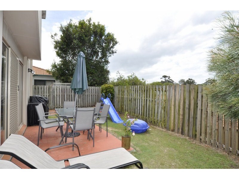 24 Harrow Place, Arundel QLD 4214