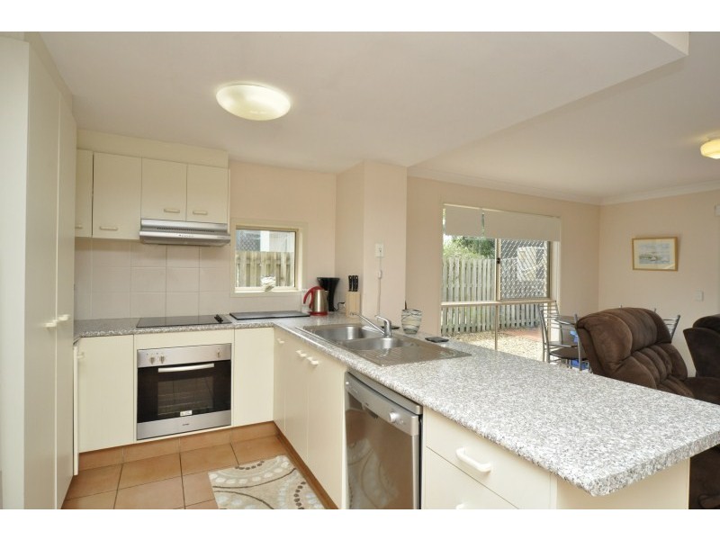 24 Harrow Place, Arundel QLD 4214