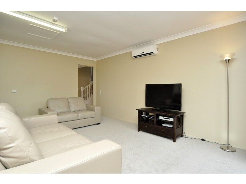 24 Harrow Place, Arundel QLD 4214