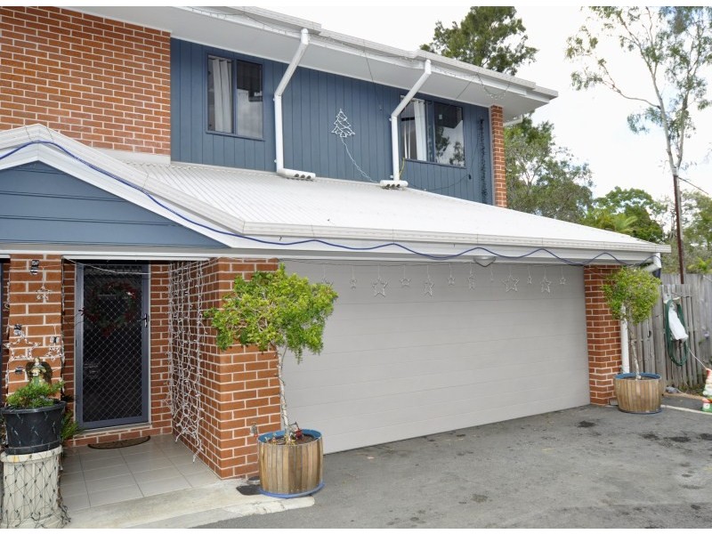 4/170 Whiting Street, Labrador QLD 4215