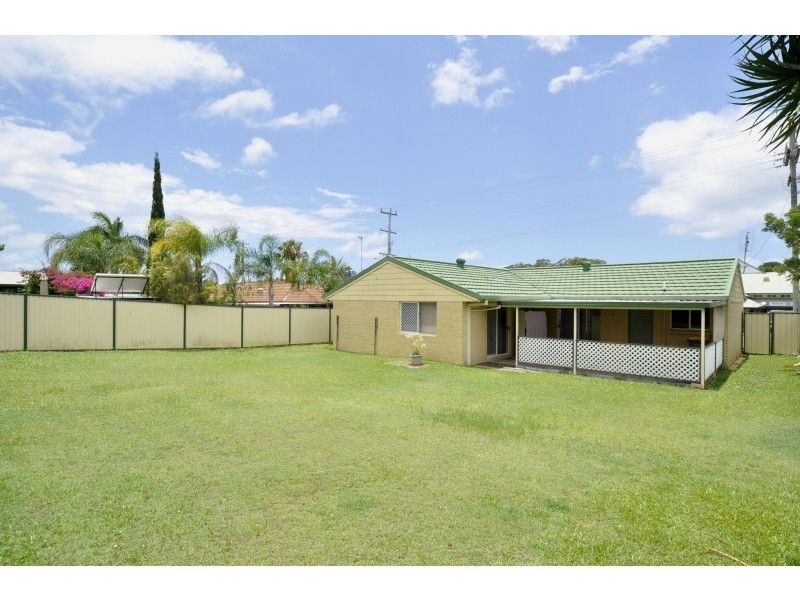 138 Olsen Avenue, Arundel QLD 4214