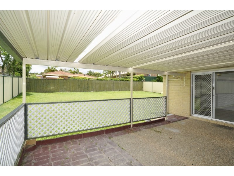 138 Olsen Avenue, Arundel QLD 4214