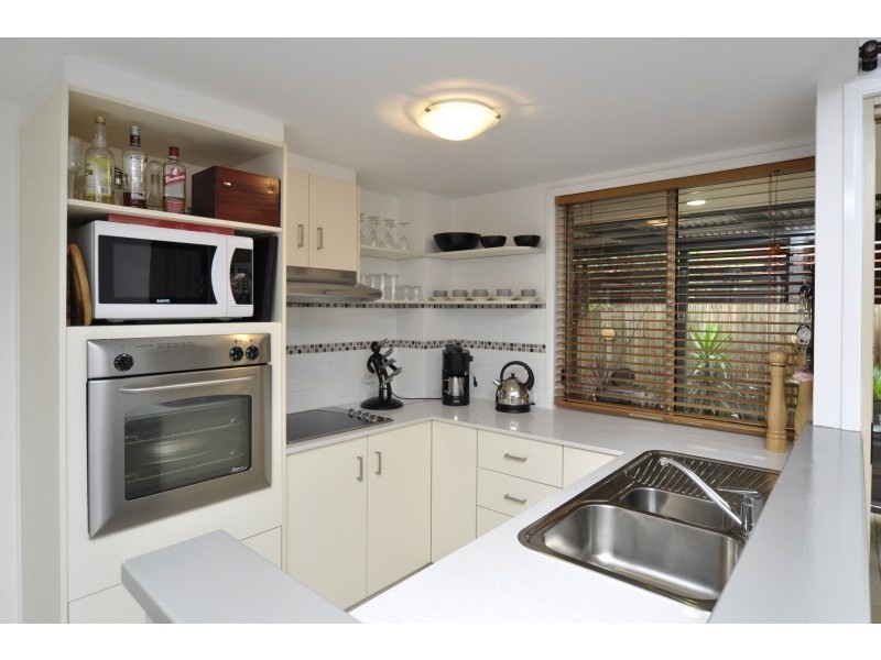 76/75 Brown Street, Labrador QLD 4215