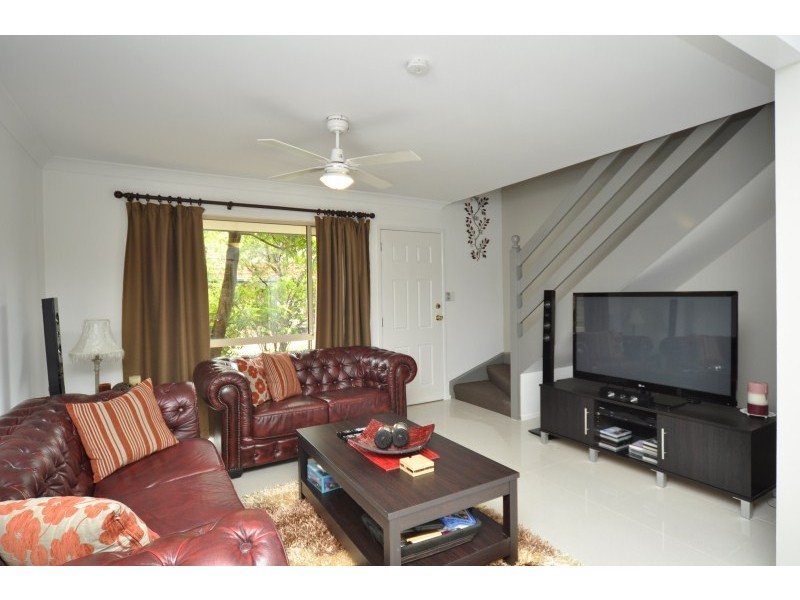 76/75 Brown Street, Labrador QLD 4215