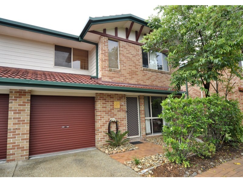 76/75 Brown Street, Labrador QLD 4215