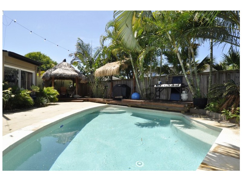 29 Allden Avenue, Labrador QLD 4215