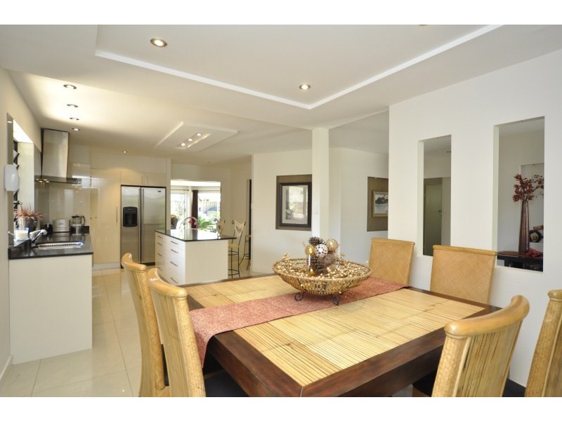 29 Allden Avenue, Labrador QLD 4215