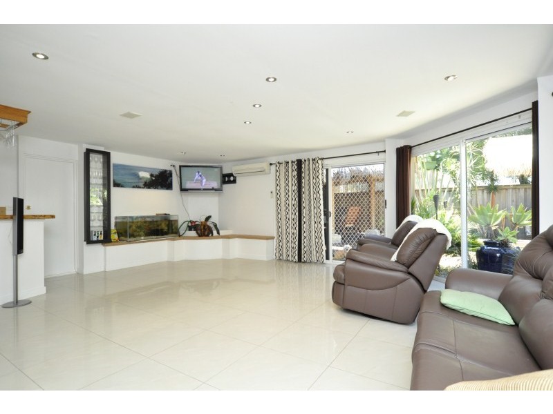 29 Allden Avenue, Labrador QLD 4215