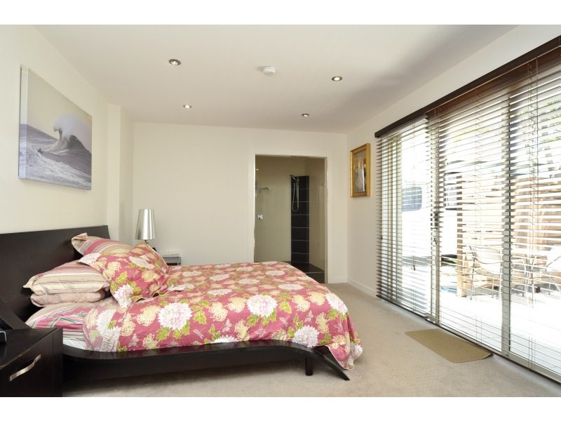 29 Allden Avenue, Labrador QLD 4215