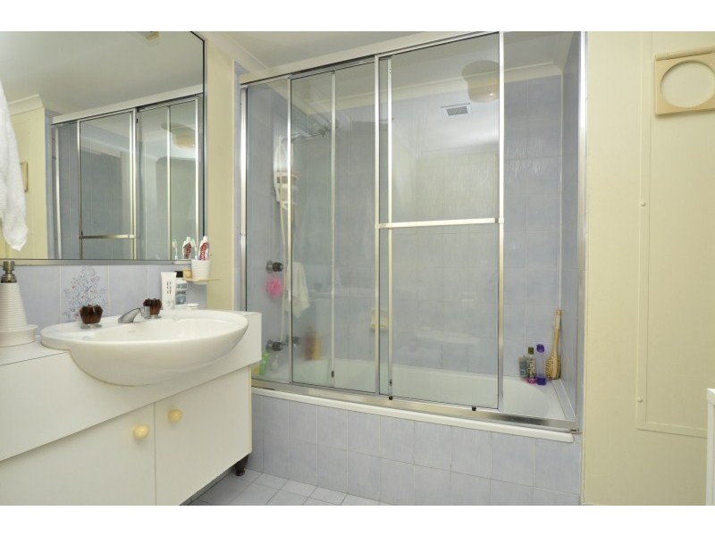 25/179 Muir Street, Labrador QLD 4215