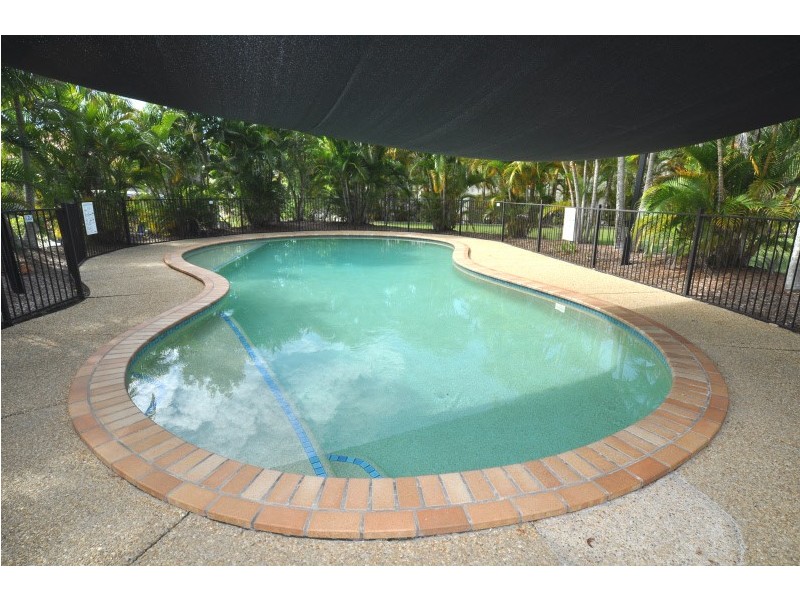 15/3 Arundel Drive, Arundel QLD 4214