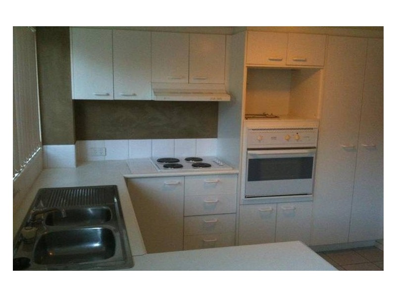 15/3 Arundel Drive, Arundel QLD 4214