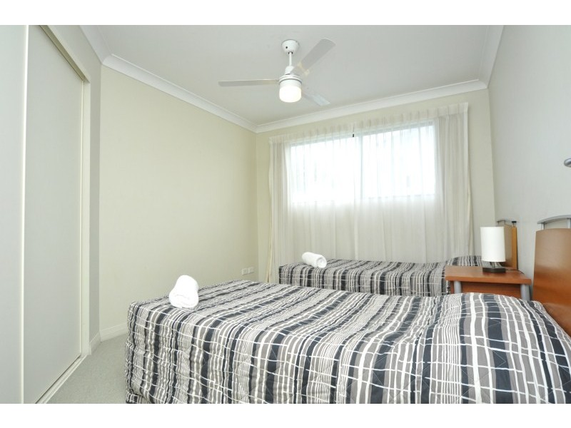 210/392 Marine Parade, Labrador QLD 4215