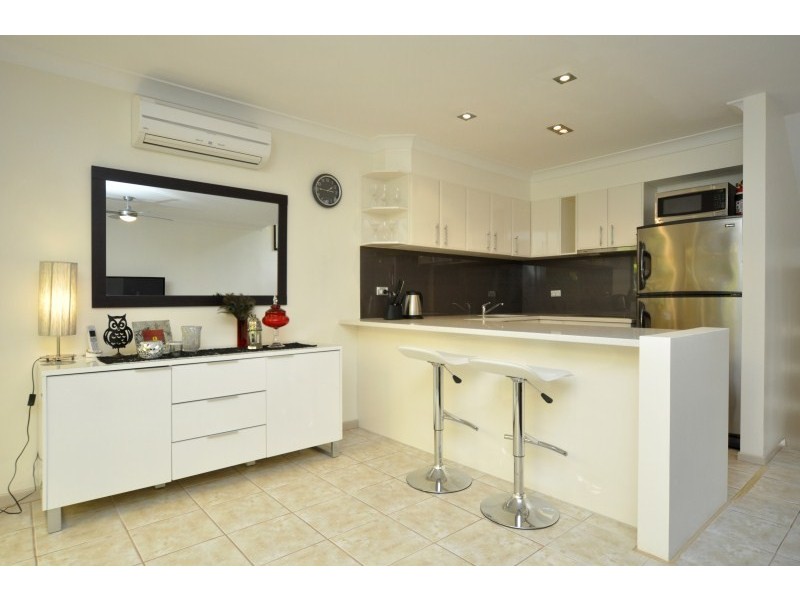 16/77 Government Road, Labrador QLD 4215