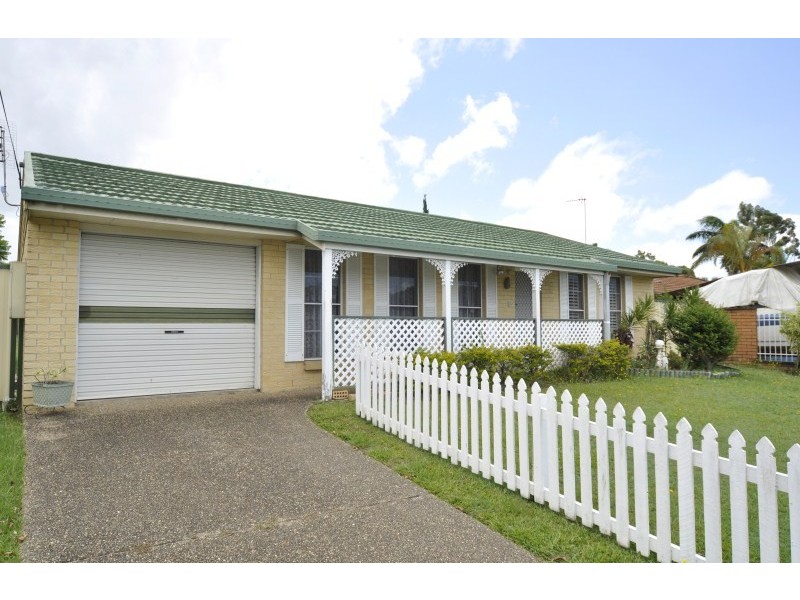 138 Olsen Avenue, Arundel QLD 4214