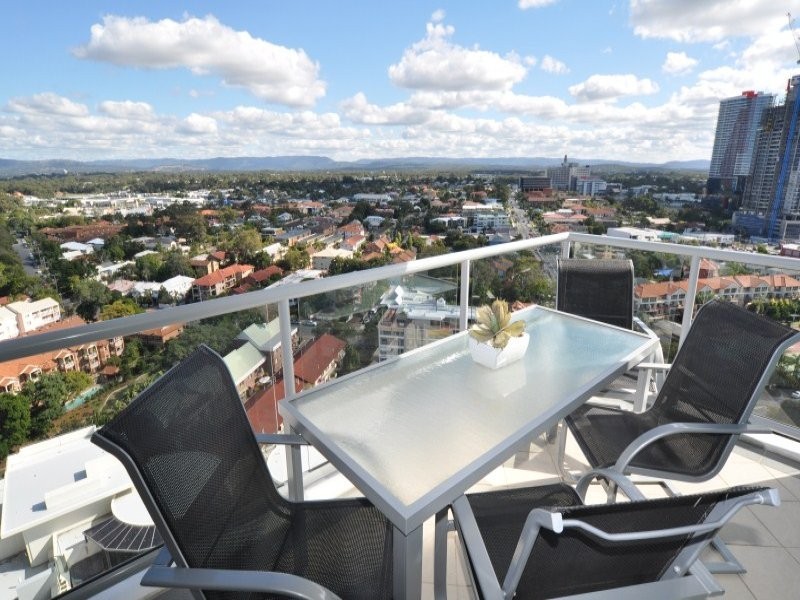 2103/1 Como Crescent, Southport QLD 4215