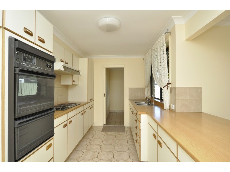 256 Central Street, Arundel QLD 4214