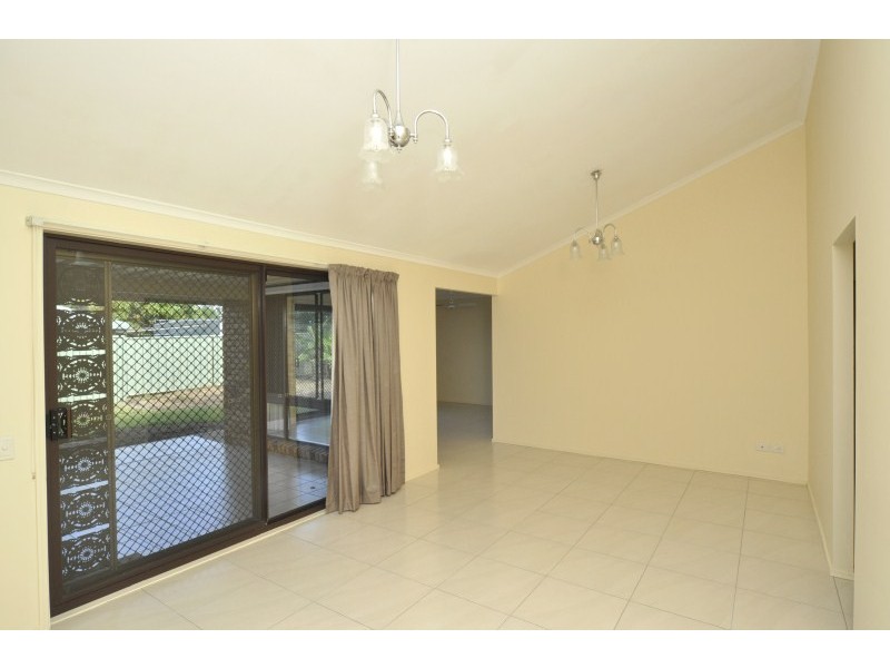 256 Central Street, Arundel QLD 4214